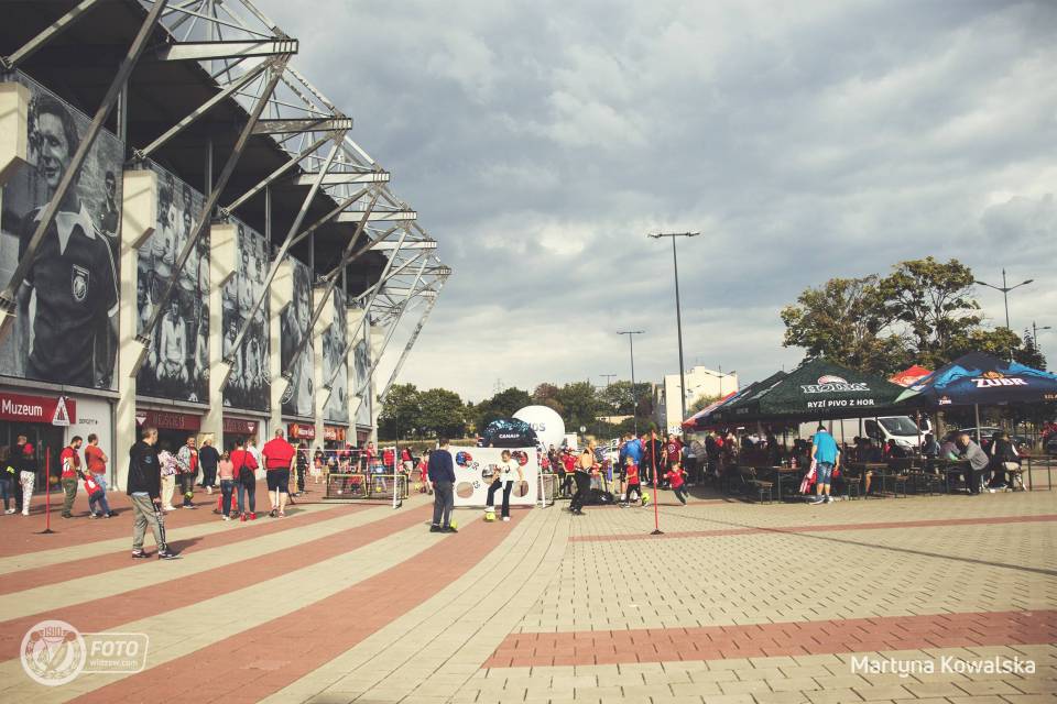 Jutro kolejny mecz Widzewa Łódź. Przed stadionem staną stoiska promujące miasta z województwa