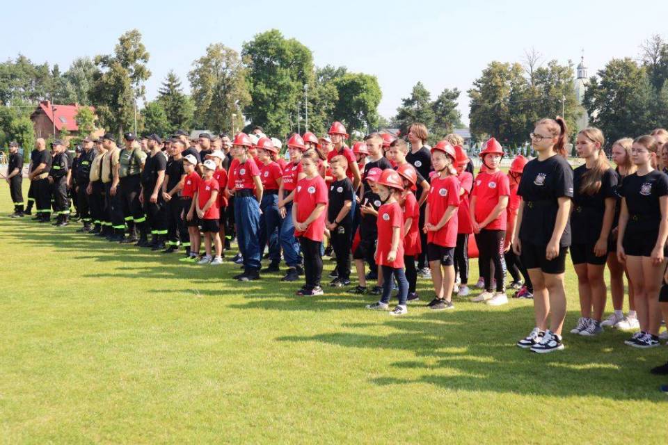 Druhowie z gminy Domaniewice rywalizowali w zawodach sportowo-pożarniczych